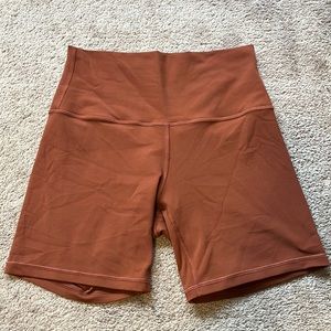 Lululemon align bike short size 6, 6 inch inseam